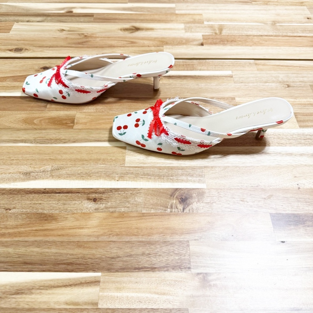 FOR LOVE & LEMONS Free People White Cherry Print Bow Audrey Mules Heels size 39 - Picture 7 of 11